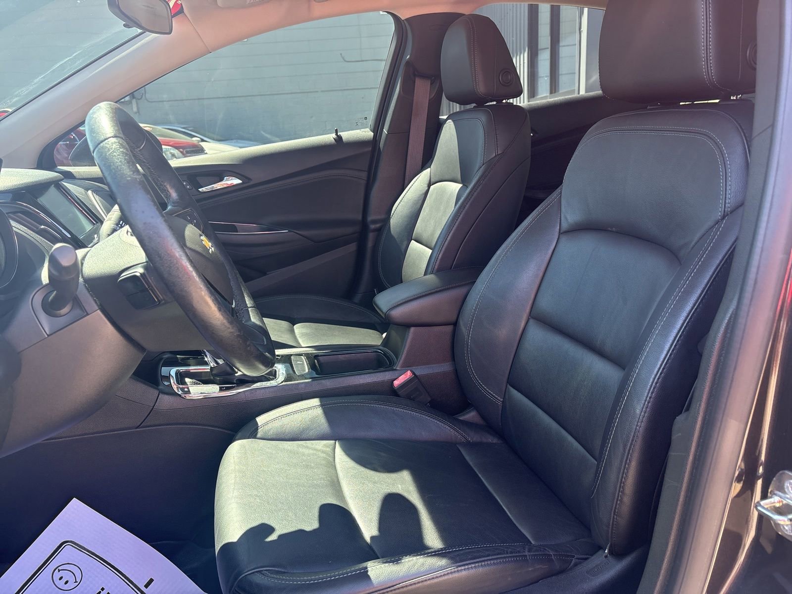 Used 2017 Chevrolet Cruze Premier FWD image 11