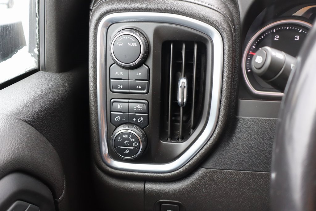 Used 2022 Chevrolet Silverado 3500 High Country w/ Safety Package II image 7