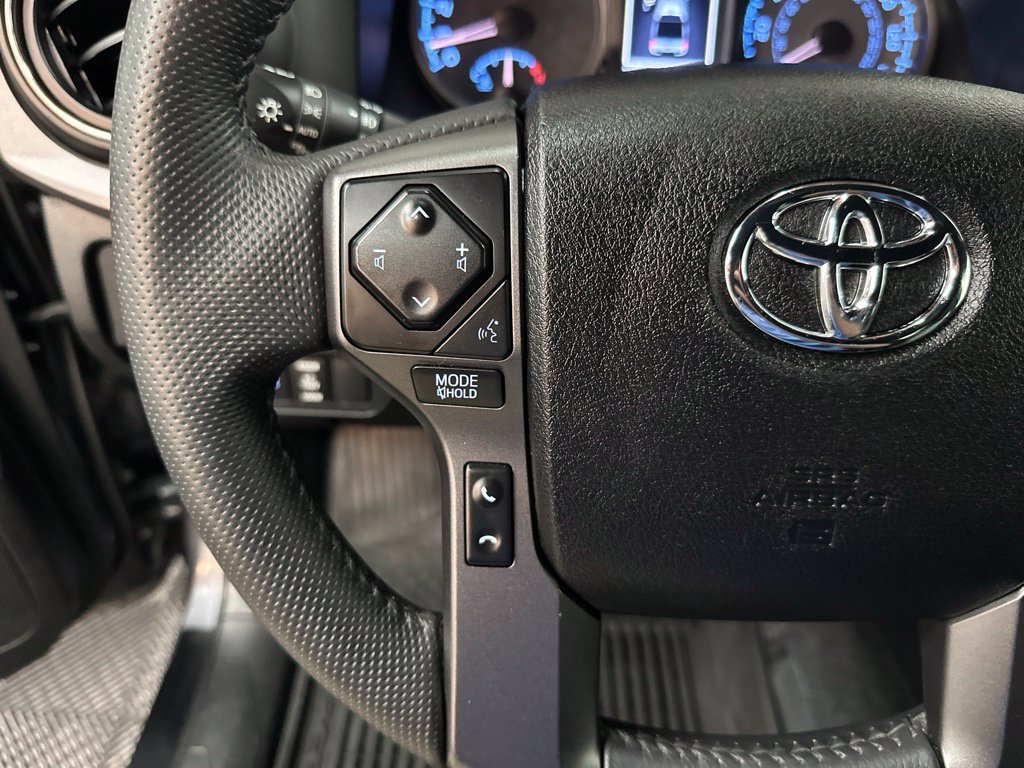 Used 2023 Toyota Tacoma TRD Sport w/ Technology Package AWD/4WD image 15