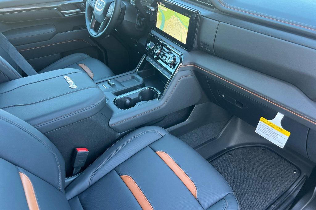 New 2026 GMC Sierra 2500 AT4 w/ AT4 Premium Plus Package image 12