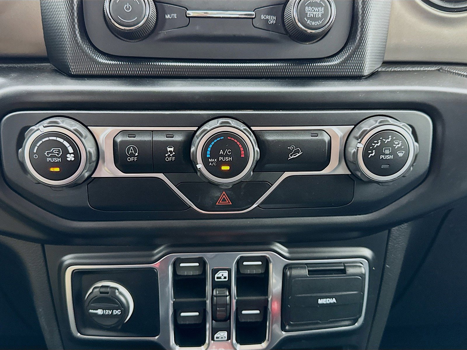 Used 2020 Jeep Wrangler Unlimited Sport S AWD/4WD image 12