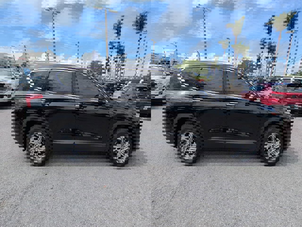 Used 2023 Hyundai Santa Fe SEL image 4