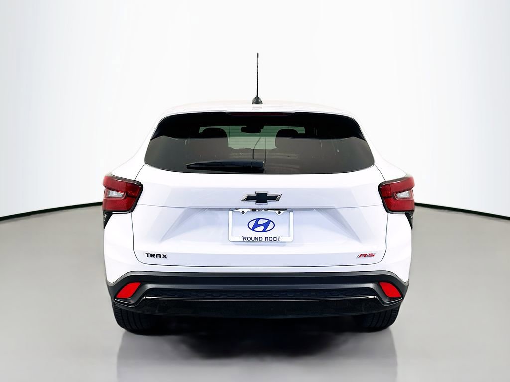 Used 2024 Chevrolet Trax RS image 6