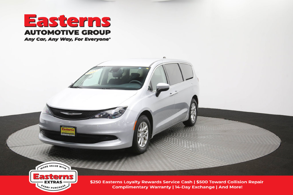 Used 2023 Chrysler Voyager LX FWD image 57
