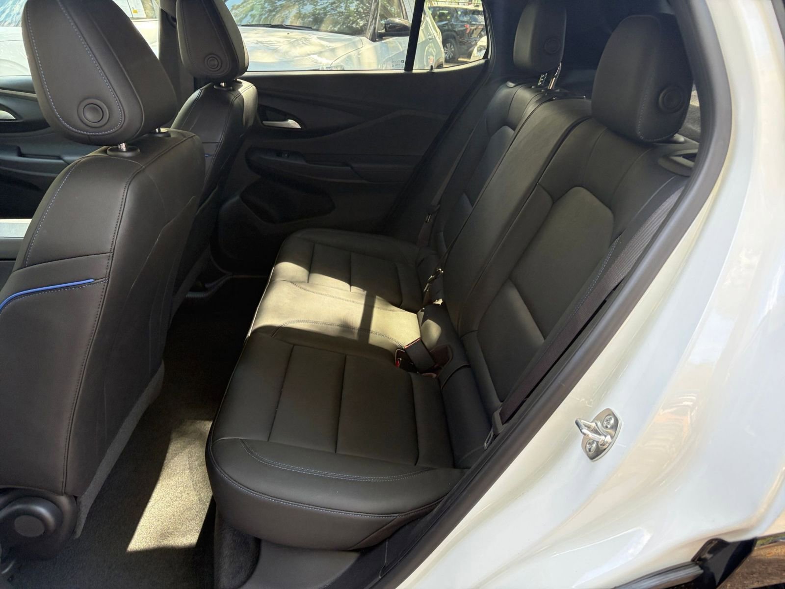 Used 2025 Buick Envista Sport Touring FWD image 46