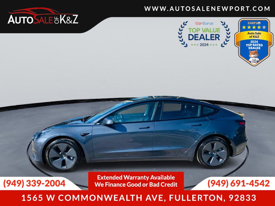 Used 2023 Tesla Model 3 Standard Range image 2