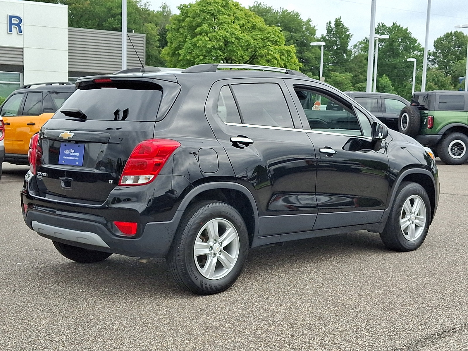 Used 2019 Chevrolet Trax LT w/ LT Convenience Package AWD/4WD image 10