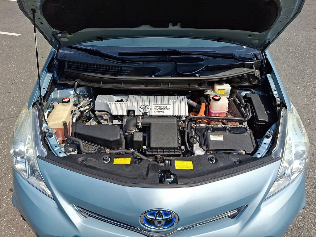 Used 2014 Toyota Prius V Three FWD image 28