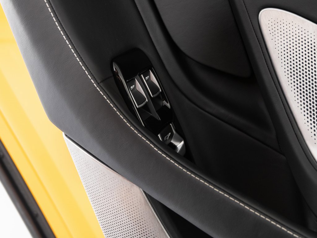 New 2025 McLaren GTS image 12