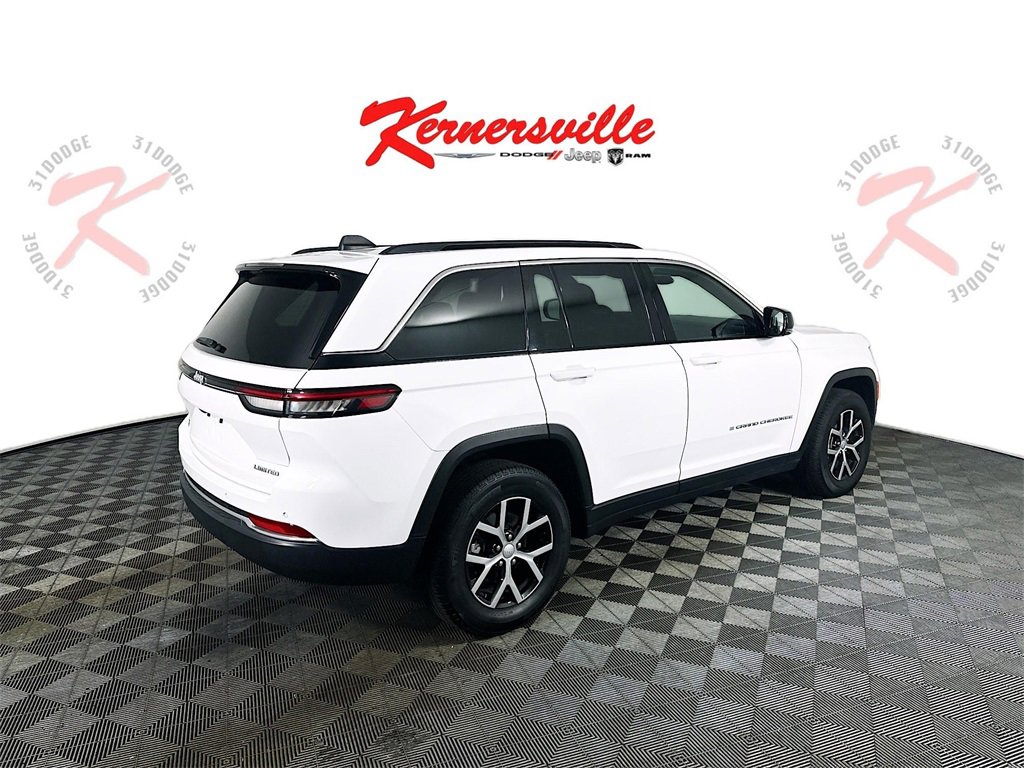 Used 2024 Jeep Grand Cherokee Limited image 7