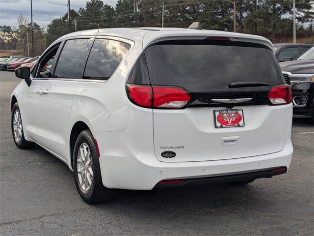 New 2026 Chrysler Voyager LX image 5