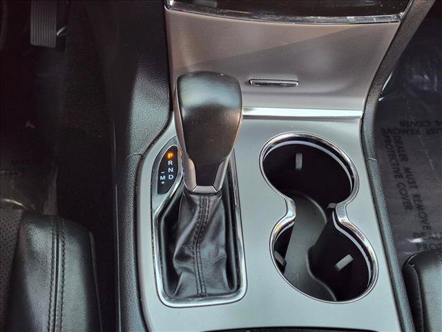 Used 2021 Jeep Grand Cherokee Laredo X AWD/4WD image 12