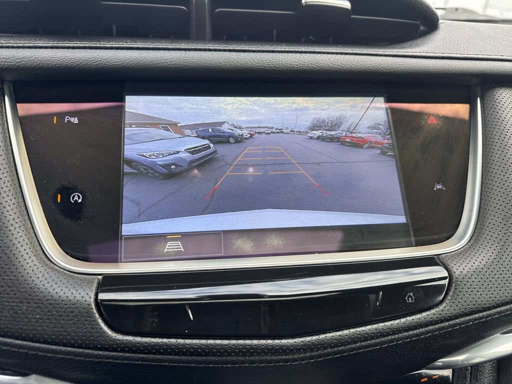 Used 2024 Cadillac XT6 Luxury w/ LPO, Floor Liner Package AWD/4WD image 17