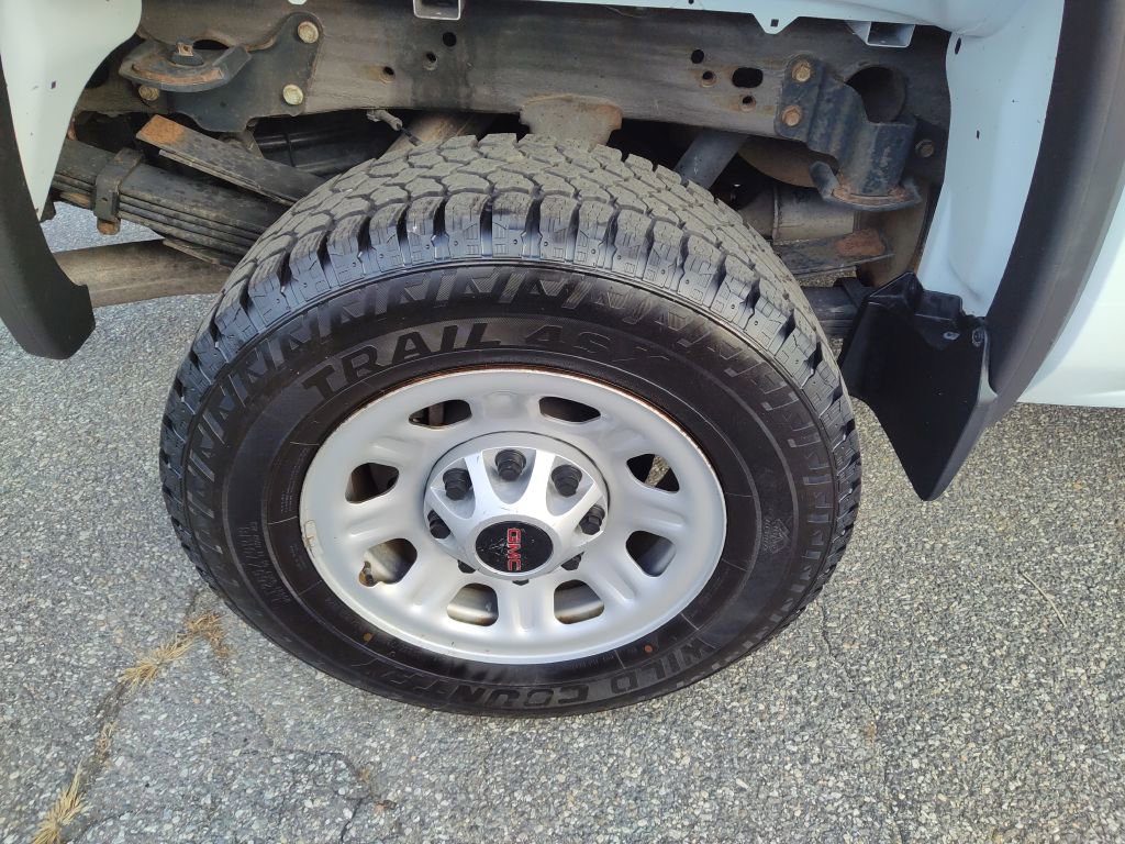 Used 2017 GMC Sierra 3500 2WD Regular Cab image 19