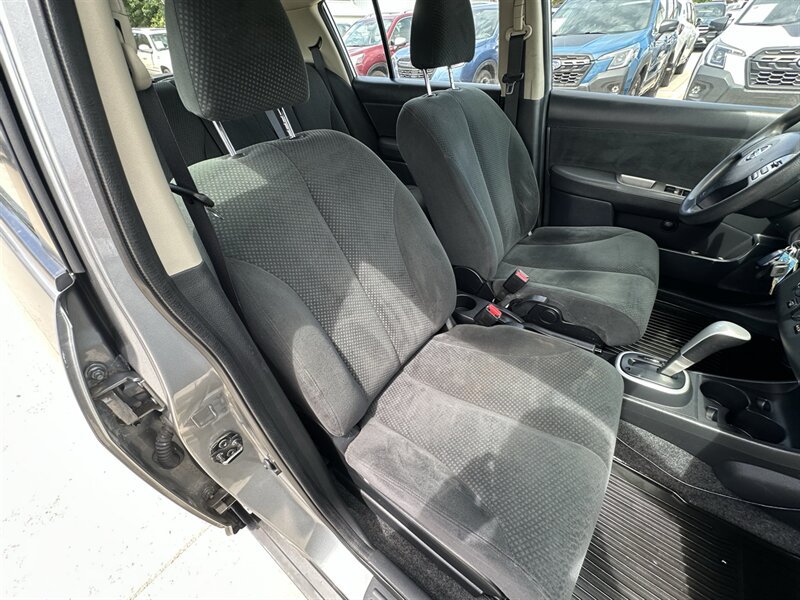Used 2012 Nissan Versa 1.8 S w/ Plus Pkg FWD image 28