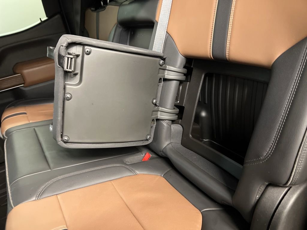 Used 2022 Chevrolet Silverado 1500 High Country w/ Technology Package image 36