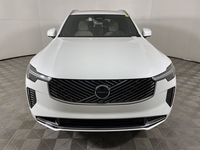 New 2025 Volvo XC90 T8 Core w/ Protection Package Premier AWD/4WD image 3