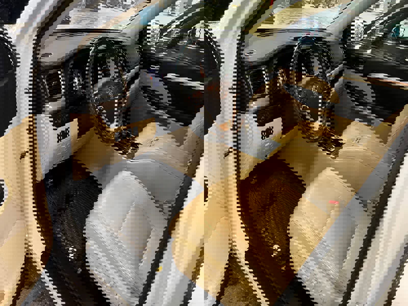 Used 2019 Toyota Highlander XLE image 5