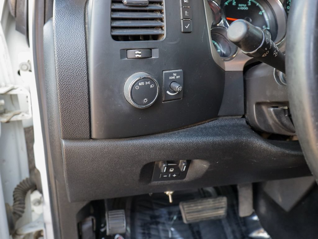 Used 2014 Chevrolet Silverado 2500 LT AWD/4WD image 21