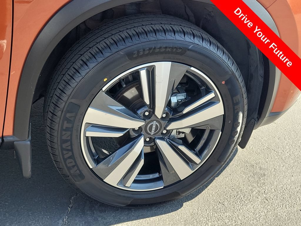 Used 2023 Nissan Rogue Platinum w/ Platinum Premium Package FWD image 35
