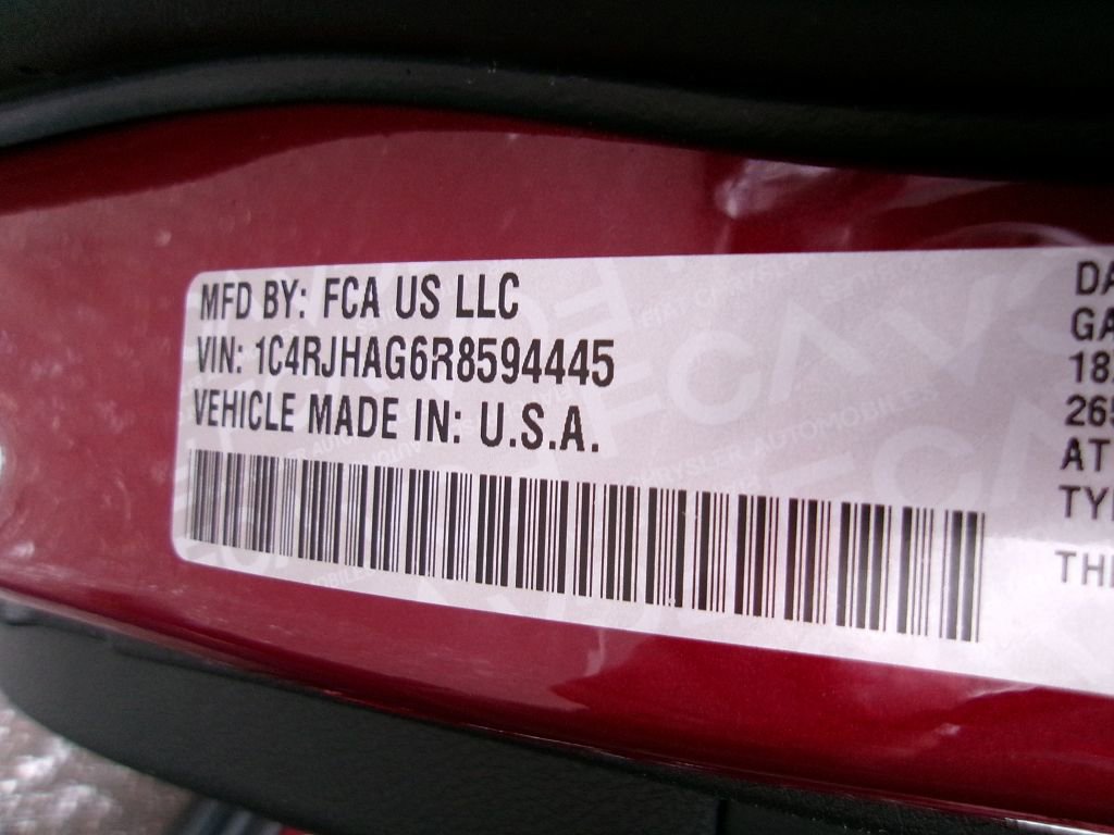 Certified 2024 Jeep Grand Cherokee Altitude image 20