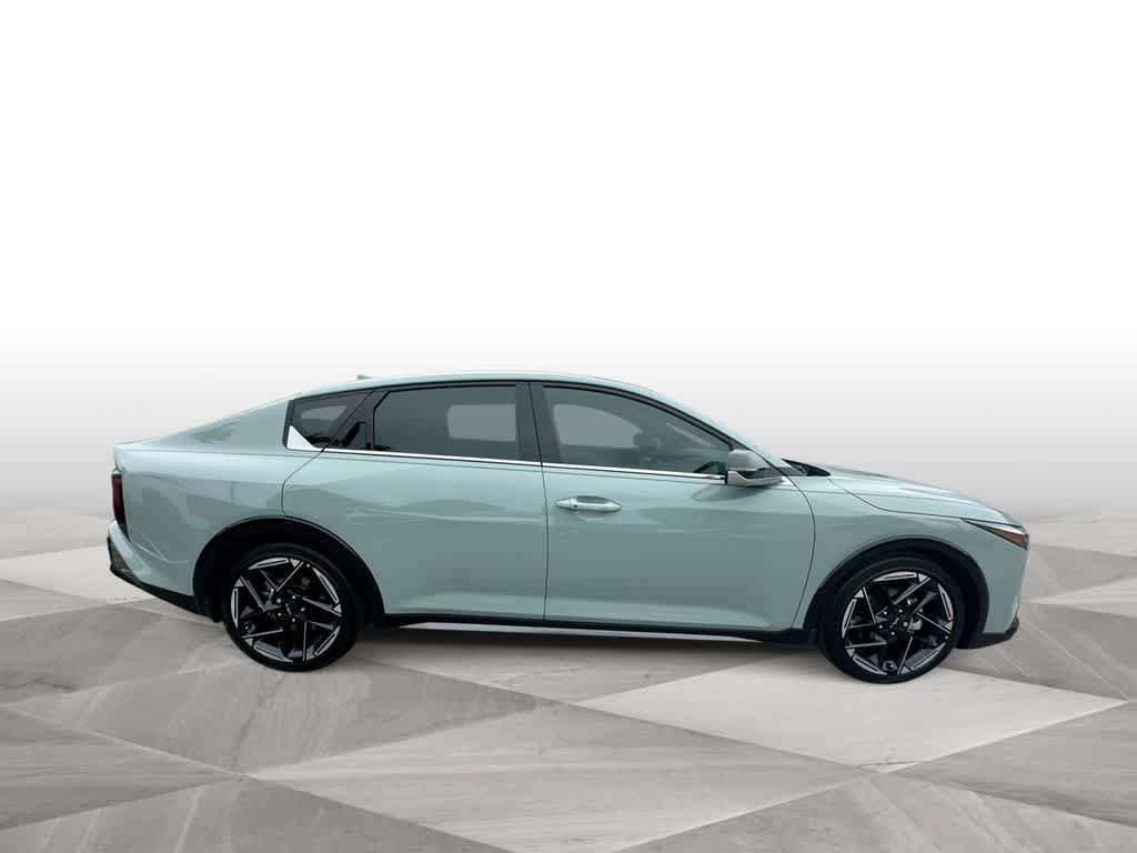 Certified 2026 Kia K4 EX w/ GT-Line Sunroof Package FWD image 9
