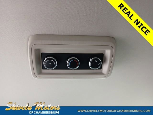 Used 2019 Dodge Grand Caravan SE w/ UConnect Hands-Free Group FWD image 12