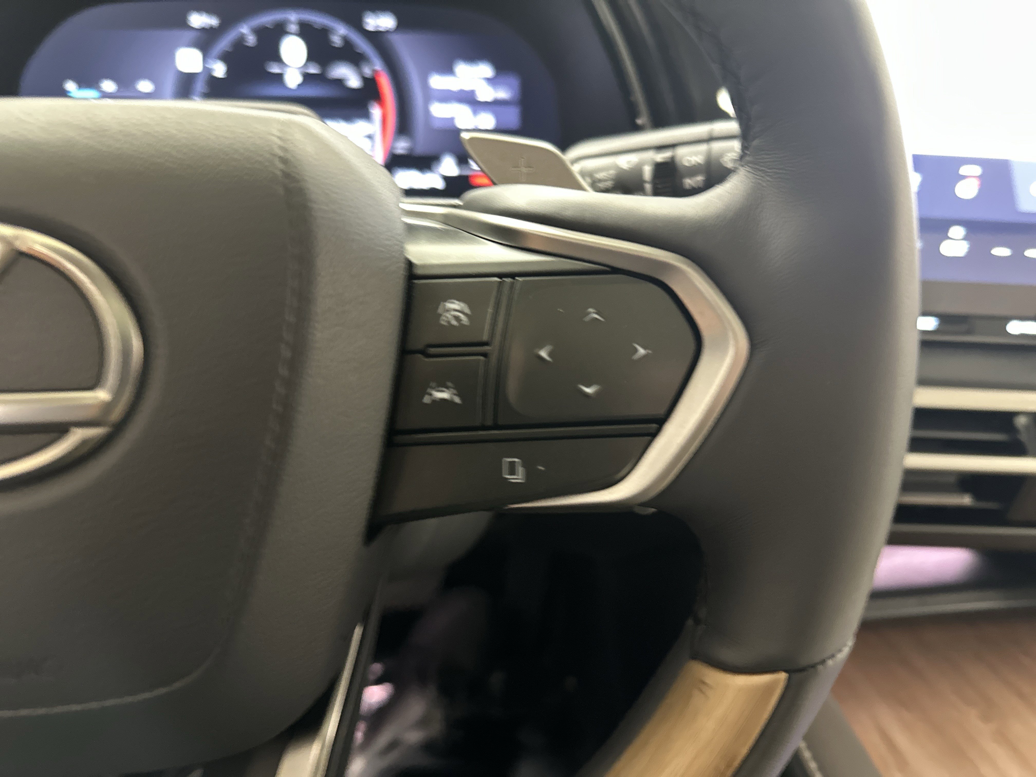 Certified 2025 Lexus RX 350 AWD w/ Convenience Package image 20