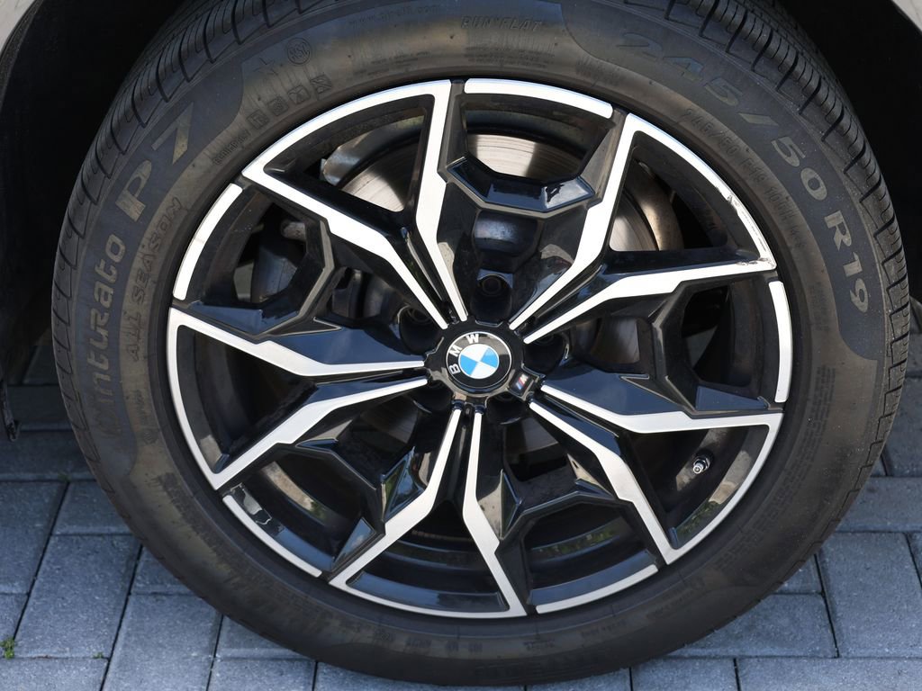 Used 2025 BMW X4 xDrive30i image 44