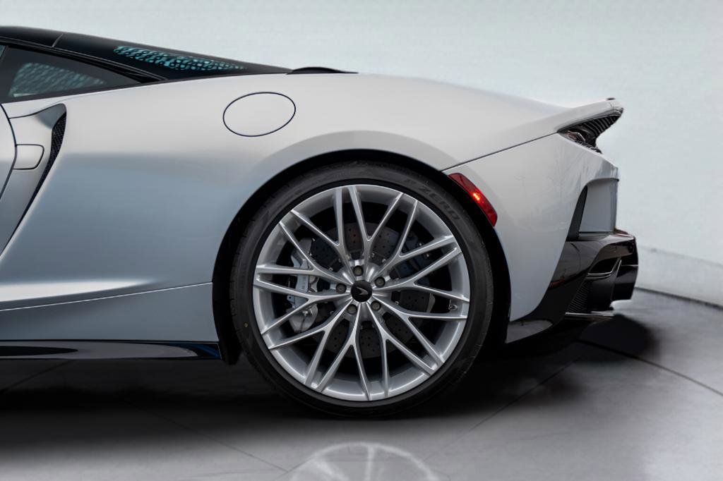 New 2026 McLaren GTS RWD image 16