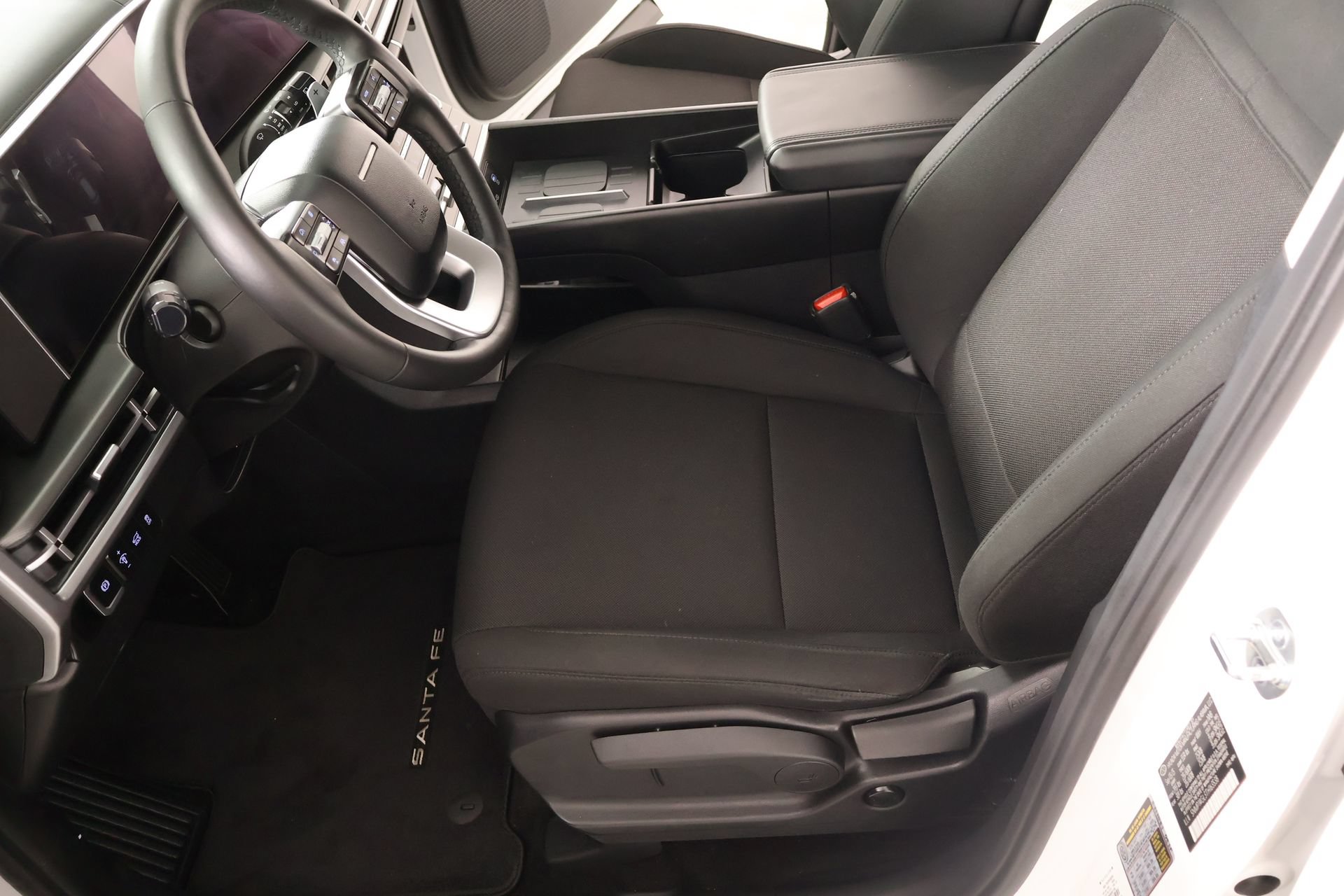 Used 2026 Hyundai Santa Fe SE FWD image 10