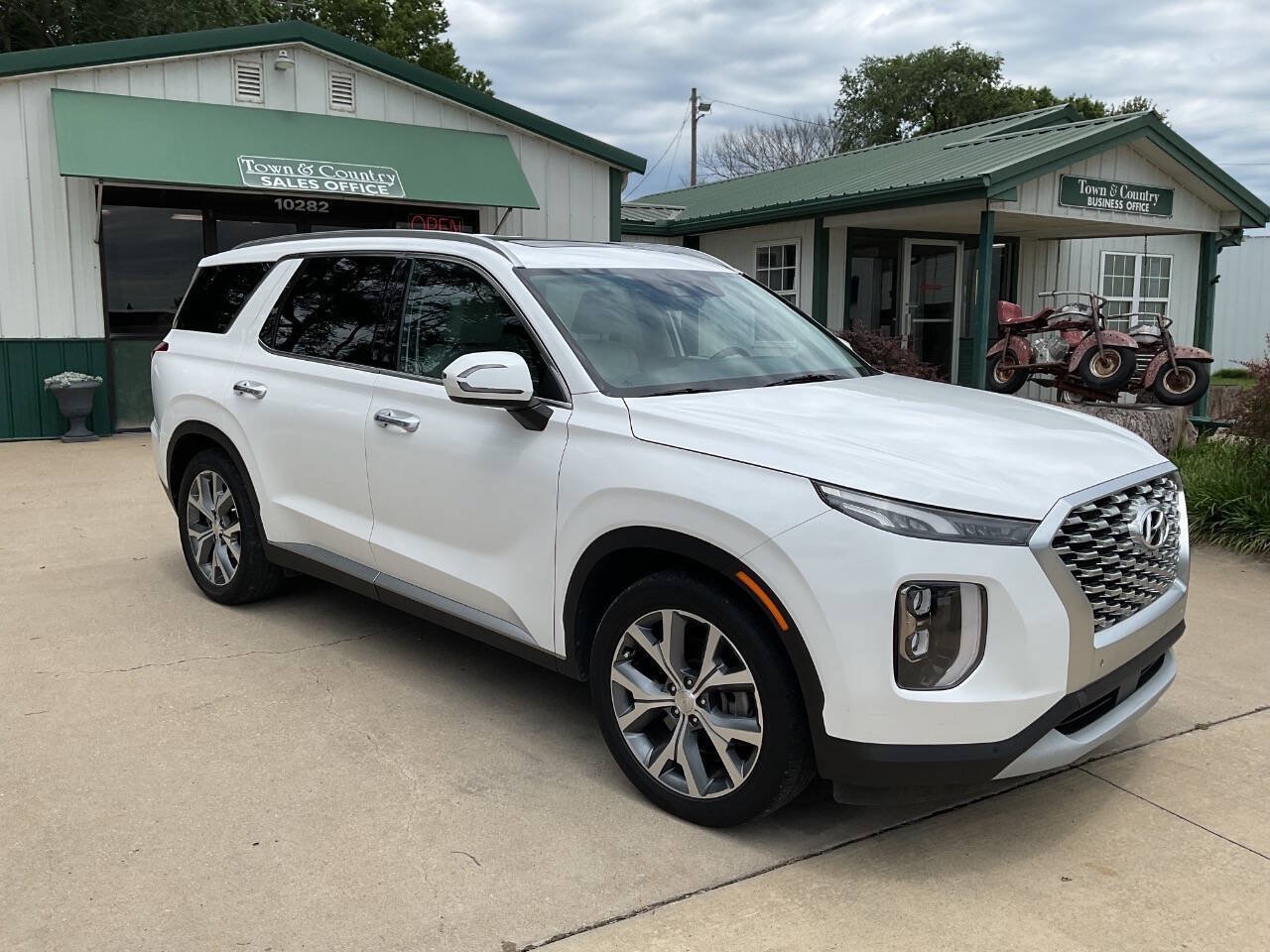 Used 2020 Hyundai Palisade SEL FWD image 4
