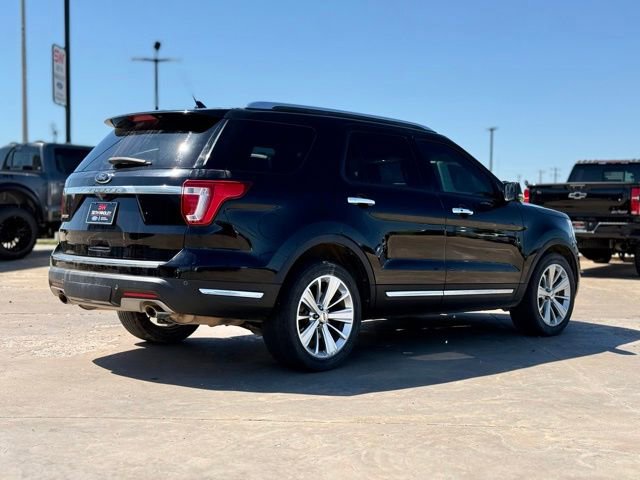 Used 2019 Ford Explorer Limited w/ Class III Trailer Tow Package FWD image 2