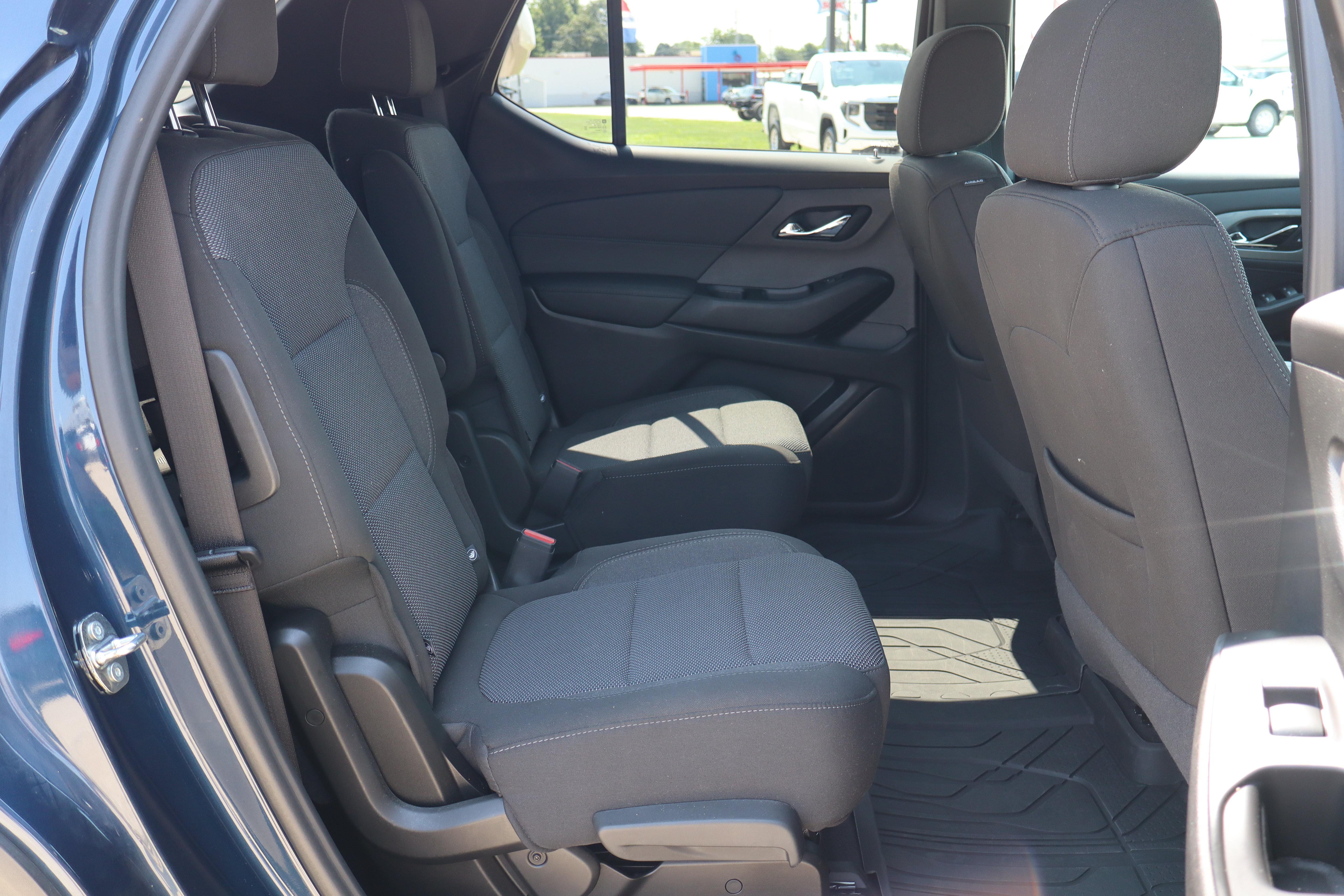 Used 2023 Chevrolet Traverse LT w/ LPO, Floor Liner Package AWD/4WD image 13