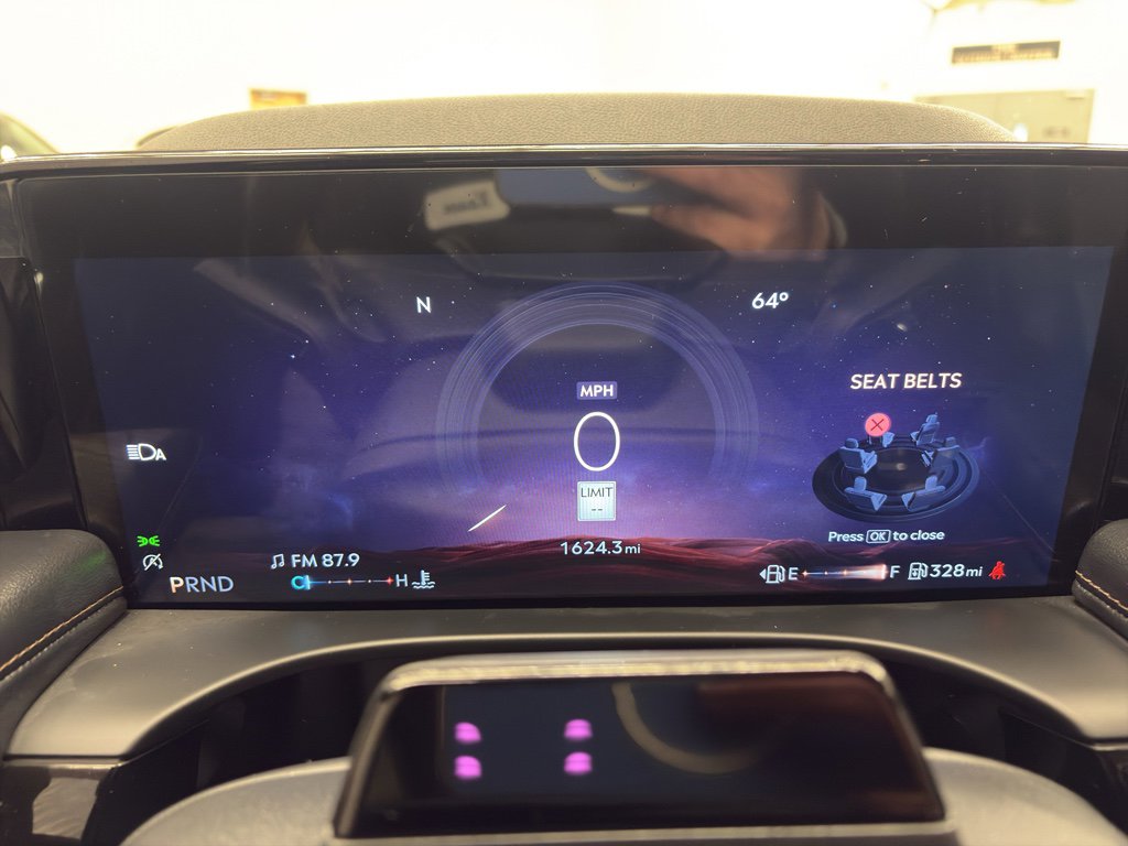 Used 2025 Lincoln Aviator AWD w/ Jet Appearance Package image 24