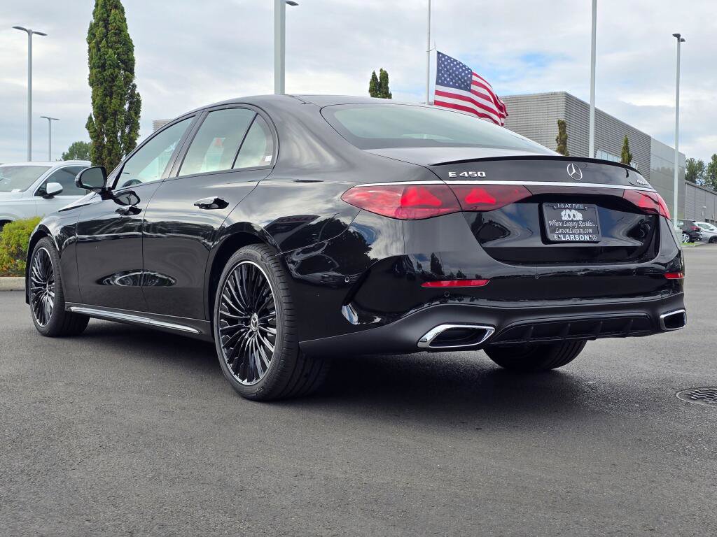 New 2026 Mercedes-Benz E 450 4MATIC Sedan image 4