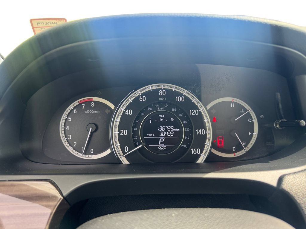 Used 2017 Honda Accord EX-L image 24