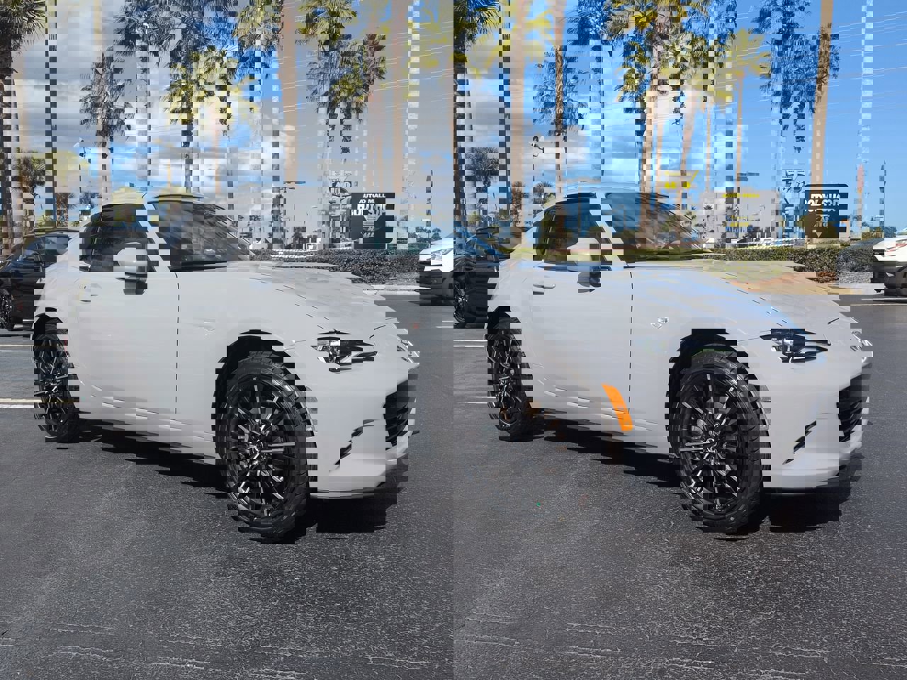 Used 2025 MAZDA MX-5 Miata RF Grand Touring RWD image 2