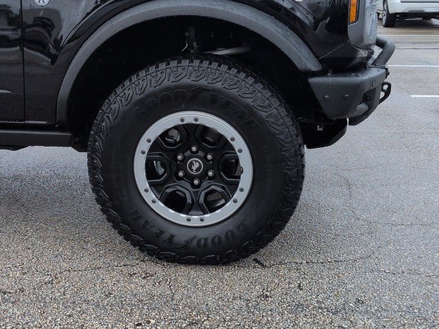 Certified 2025 Ford Bronco Badlands AWD/4WD image 11