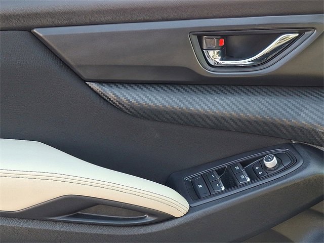 Used 2025 Subaru Ascent Premium image 14