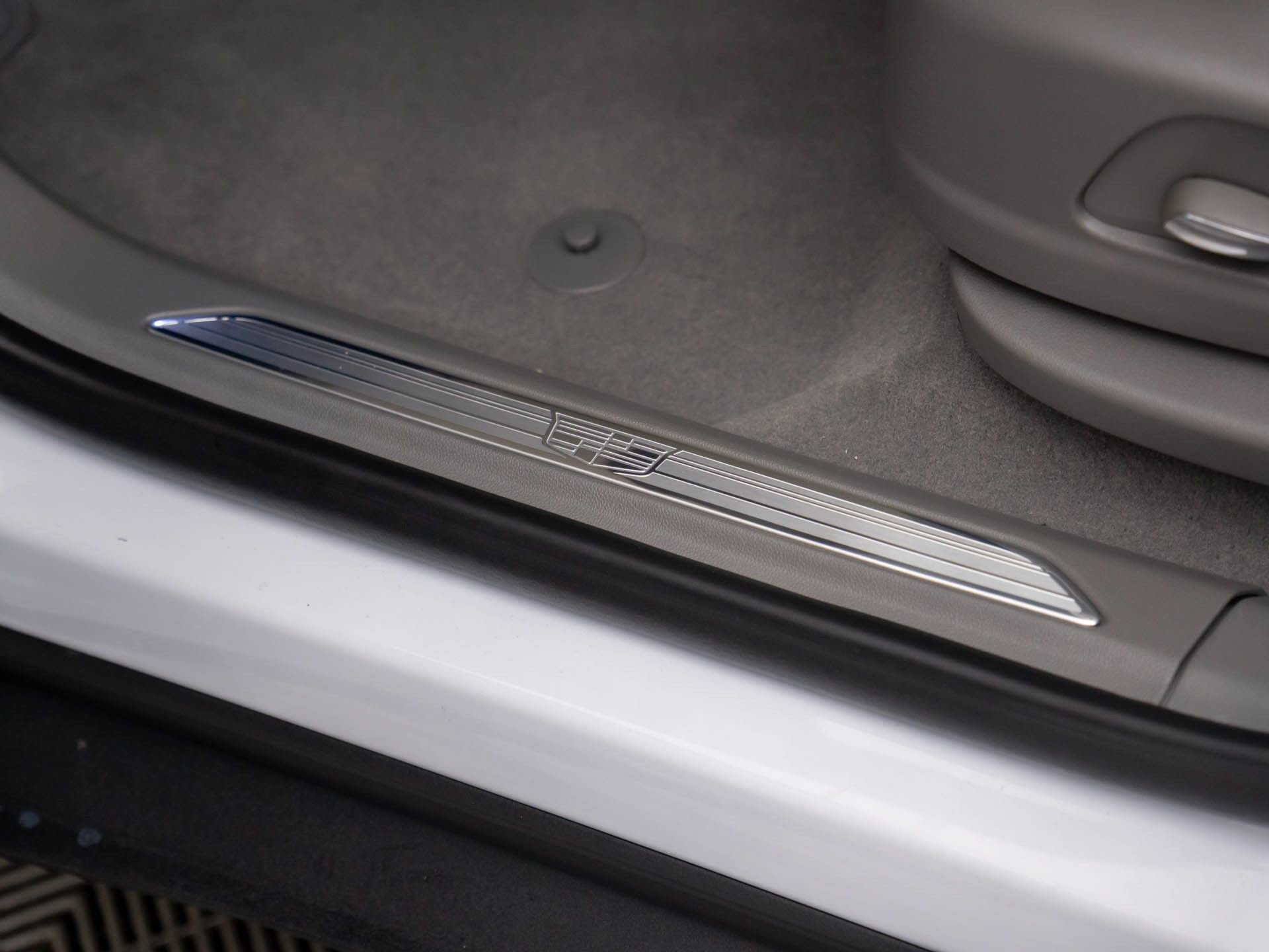 New 2025 Cadillac XT5 Premium Luxury AWD/4WD image 17