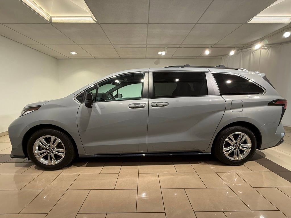 Certified 2023 Toyota Sienna XSE w/ XSE Plus Package AWD/4WD image 2