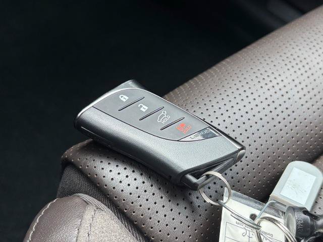 Used 2023 Lexus RX 350 w/ Cold Area Package AWD/4WD image 29