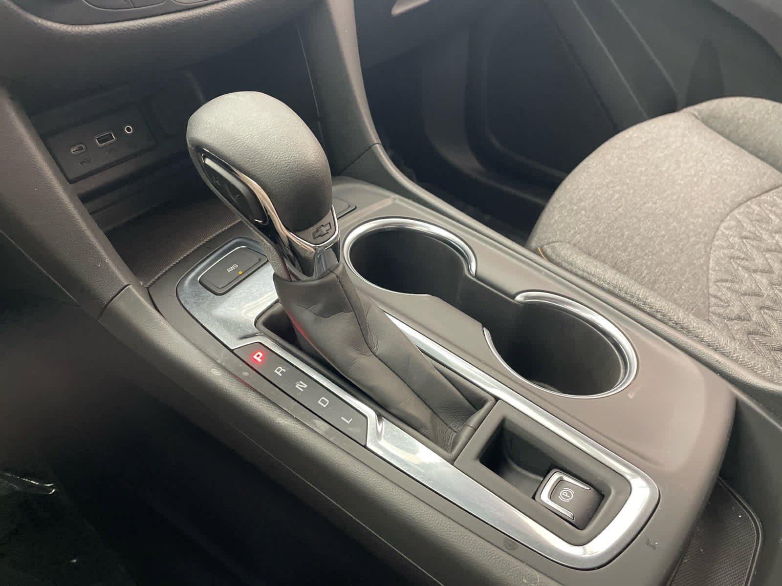 Certified 2024 Chevrolet Equinox LT AWD/4WD image 6