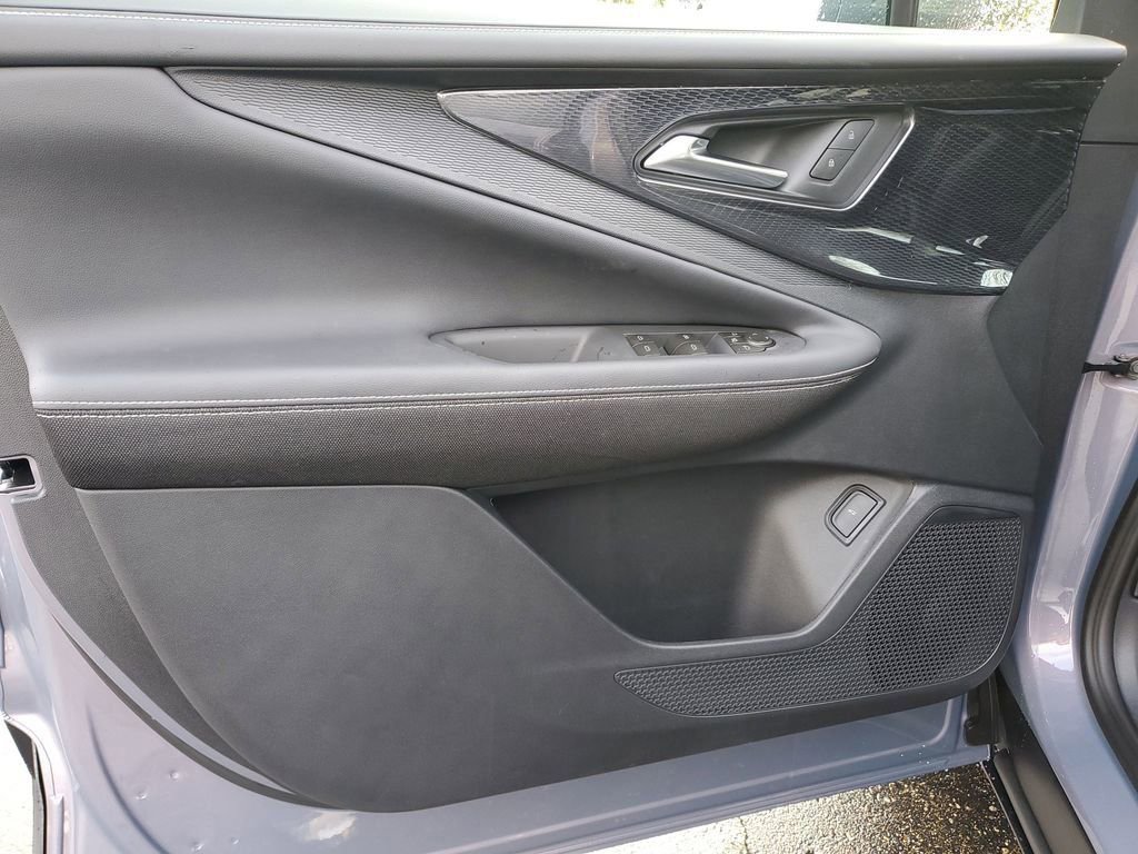 New 2026 Chevrolet Blazer EV LT image 12