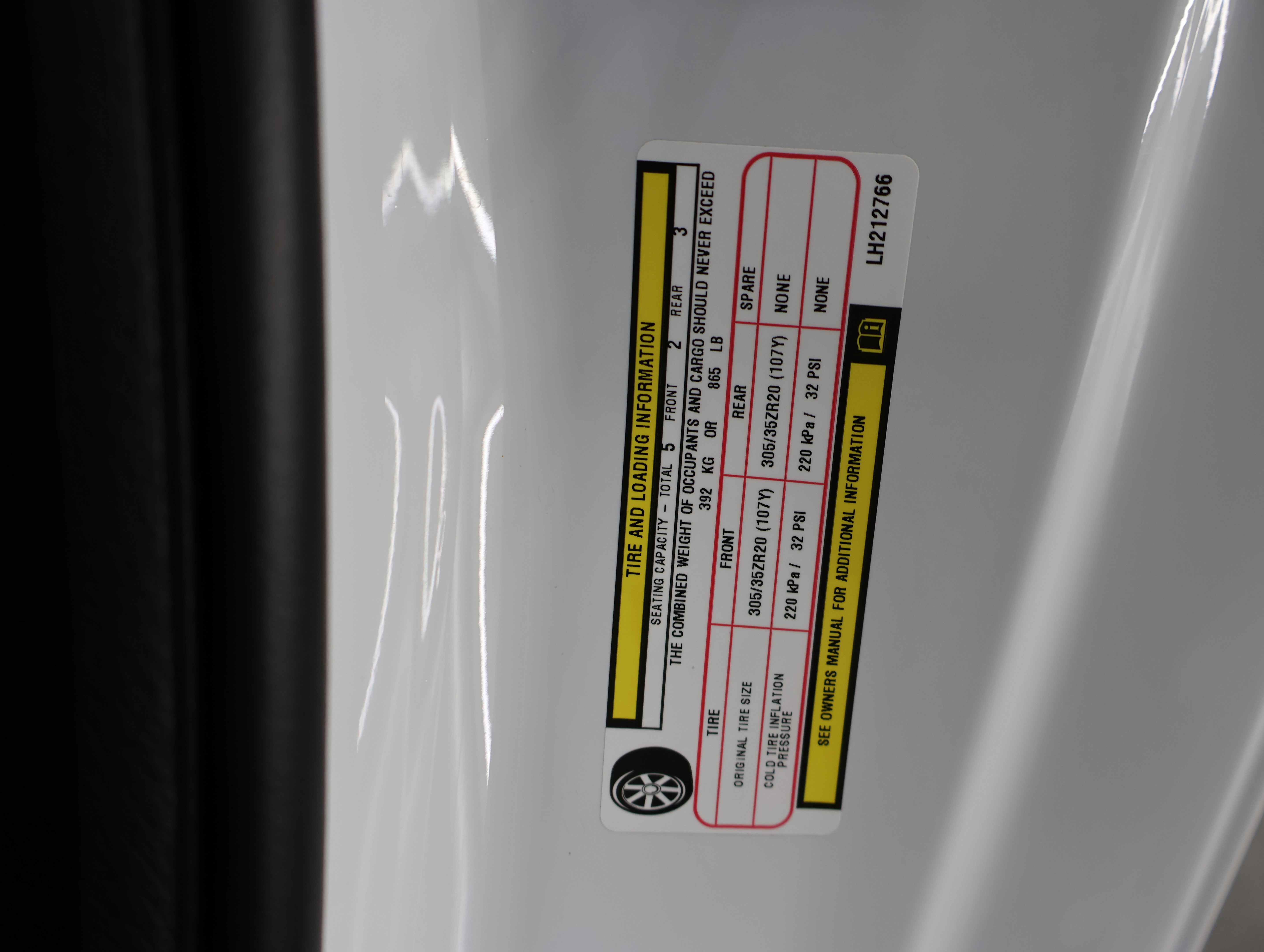 Used 2020 Dodge Challenger SRT Hellcat RWD image 64