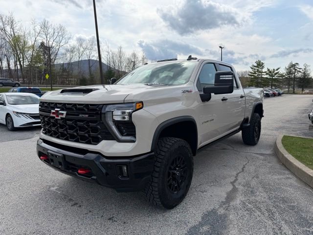 New 2026 Chevrolet Silverado 2500 ZR2 image 5