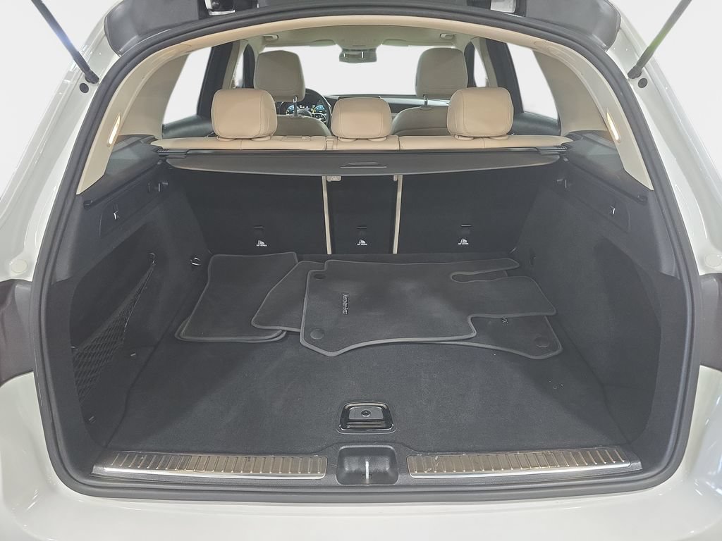 Used 2022 Mercedes-Benz GLC 300 image 16