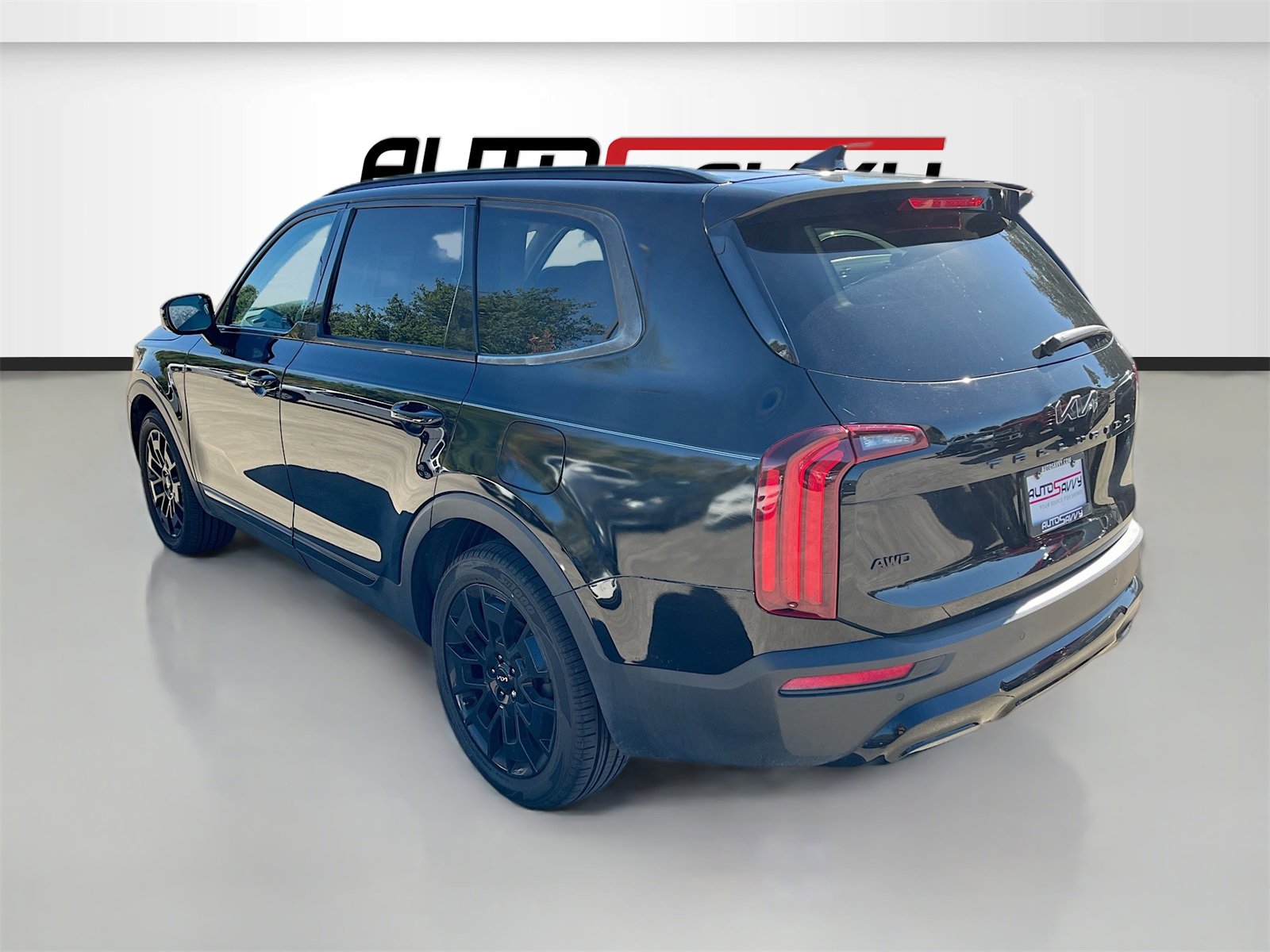 Used 2022 Kia Telluride SX w/ Nightfall Edition Package image 5