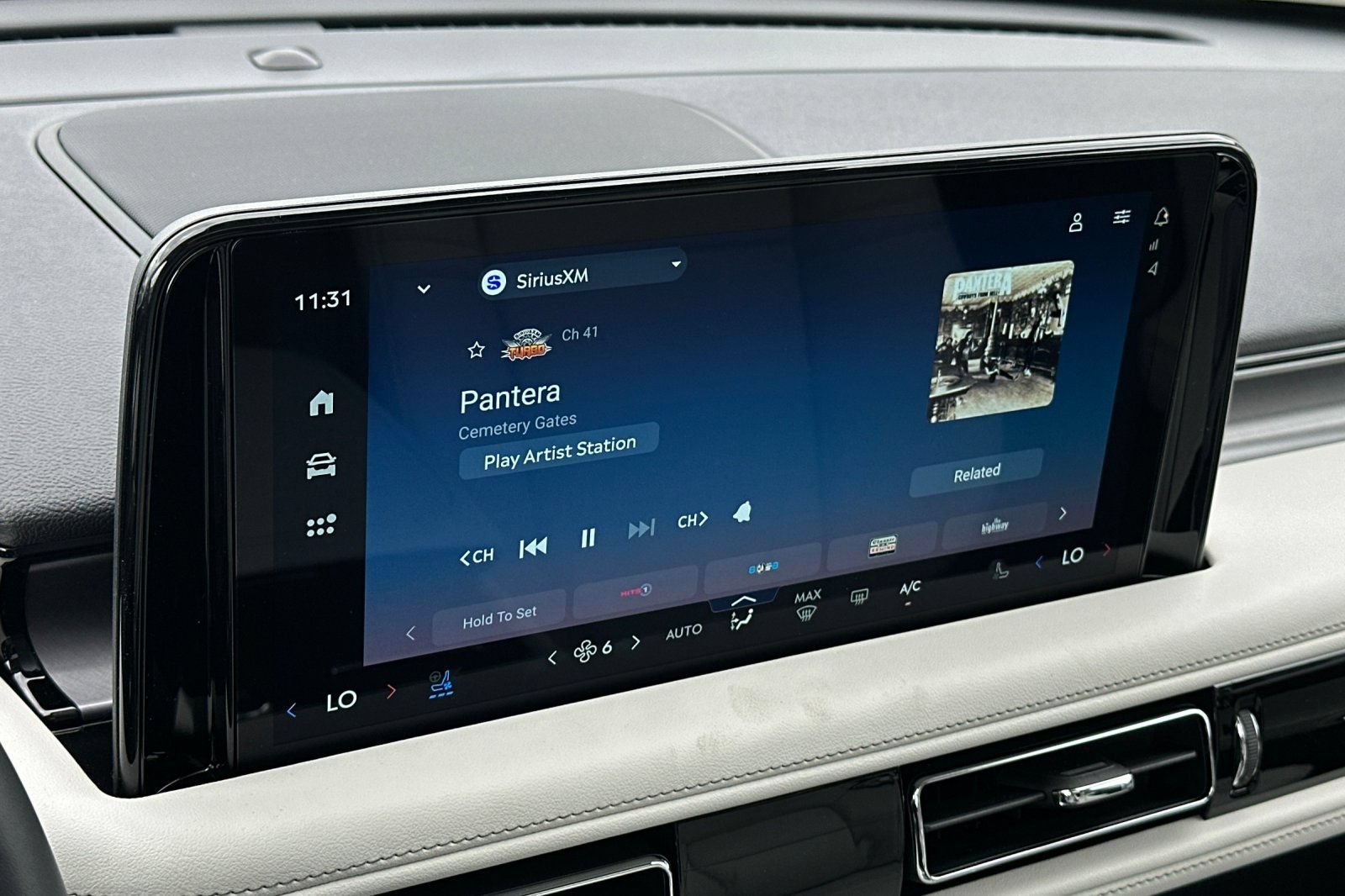 New 2026 Lincoln Aviator 2WD image 18